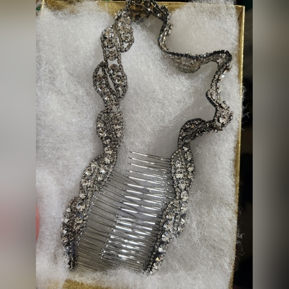 Handmade Accessories - Bridal Bling Hair Clip
